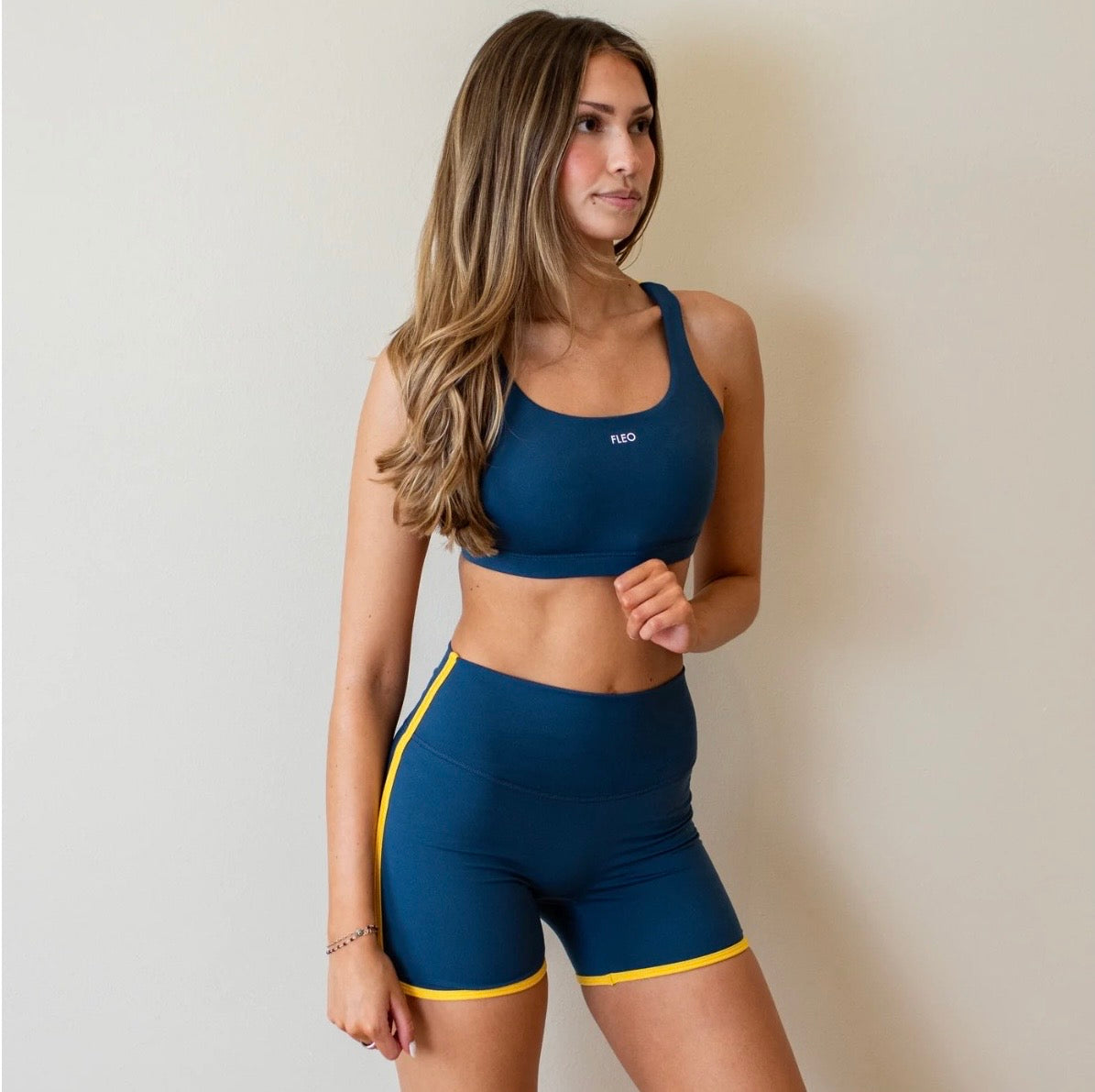 Isla Sports Bra - Blue Harbor + Heather Daylily
