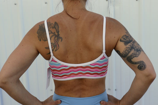 Lane Sports Bra - Medium Support - Wavy Stripe